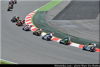 moto2_074_catalogne_montmelo_2011.JPG