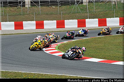 moto2_075_catalogne_montmelo_2011.JPG