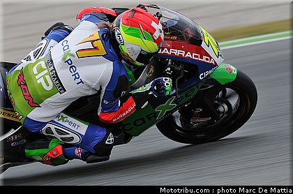 moto2_aegerter_3_catalogne_montmelo_2011.JPG