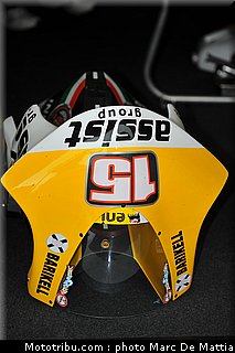 moto2_deangelis_8_catalogne_montmelo_2011.JPG