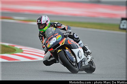 moto2_espargaro_a_1_catalogne_montmelo_2011.JPG