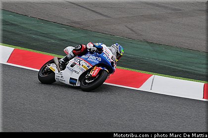moto2_hernandez_y_2_catalogne_montmelo_2011.JPG