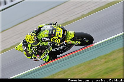 moto2_iannone_1_catalogne_montmelo_2011.JPG