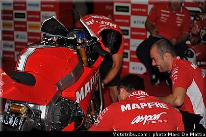 moto2_simon_5_catalogne_montmelo_2011.JPG