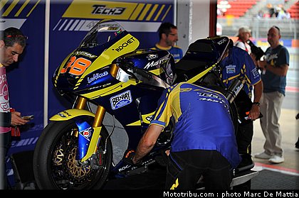 moto2_smith_07_catalogne_montmelo_2011.JPG