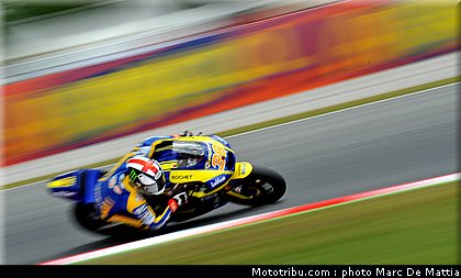 moto2_smith_13_catalogne_montmelo_2011.JPG