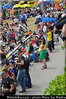 motogp_ambiance_01_catalogne_montmelo_2011.JPG