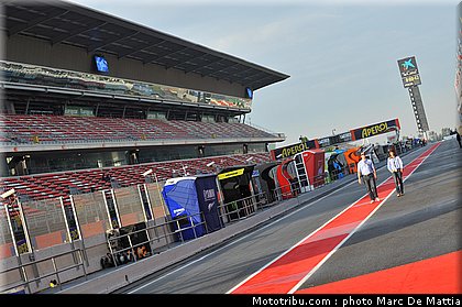 motogp_ambiance_29_catalogne_montmelo_2011.JPG