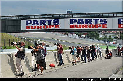 motogp_ambiance_34_catalogne_montmelo_2011.JPG