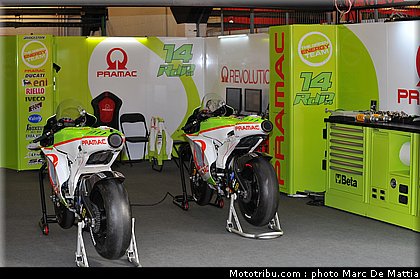 motogp_depuniet_03_catalogne_montmelo_2011.JPG