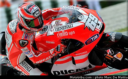 motogp_hayden_03_catalogne_montmelo_2011.jpg