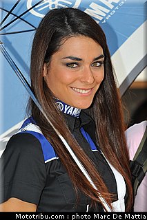 motogp_pitbabes_27_catalogne_montmelo_2011.JPG