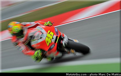 motogp_rossi_23_catalogne_montmelo_2011.JPG