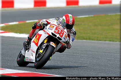 motogp_simoncelli_08_catalogne_montmelo_2011.jpg
