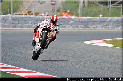 motogp_simoncelli_09_catalogne_montmelo_2011.jpg