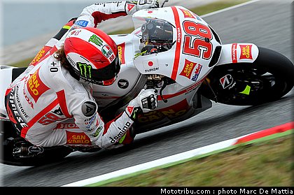 motogp_simoncelli_11_catalogne_montmelo_2011.jpg