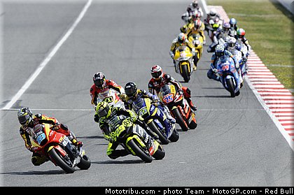 moto2_003_catalogne_montmelo_2011.jpg