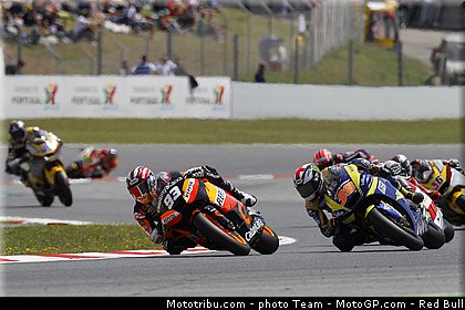 moto2_004_catalogne_montmelo_2011.jpg