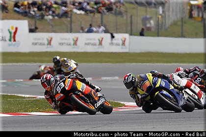 moto2_005_catalogne_montmelo_2011.jpg