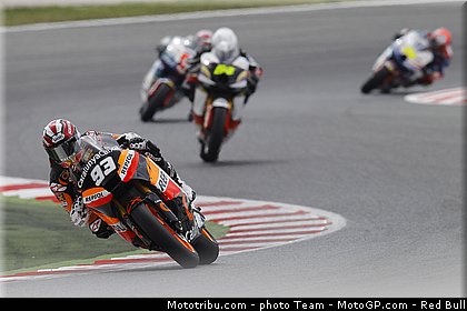 moto2_014_catalogne_montmelo_2011.jpg