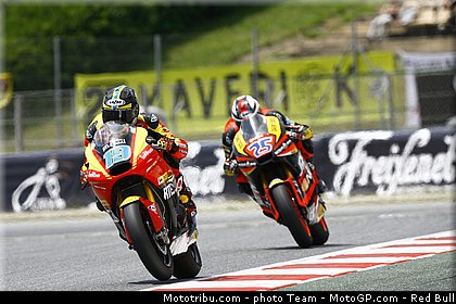 moto2_022_catalogne_montmelo_2011.jpg