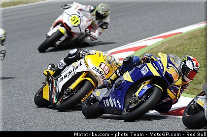 moto2_025_catalogne_montmelo_2011.jpg