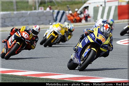 moto2_026_catalogne_montmelo_2011.jpg