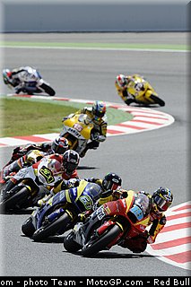moto2_029_catalogne_montmelo_2011.jpg