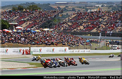 moto2_033_catalogne_montmelo_2011.jpg