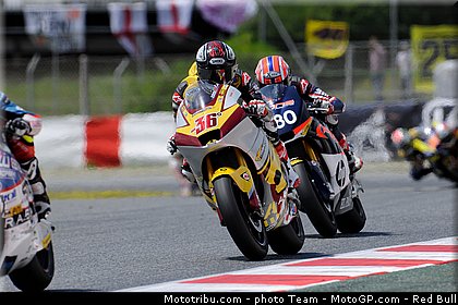 moto2_036_catalogne_montmelo_2011.jpg