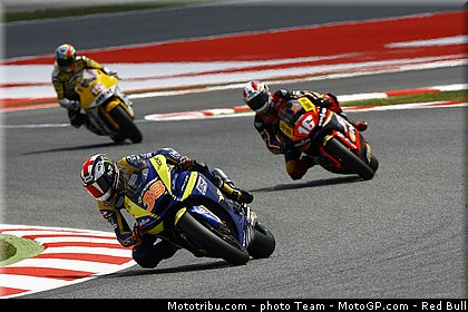 moto2_042_catalogne_montmelo_2011.jpg