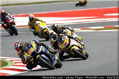 moto2_043_catalogne_montmelo_2011.jpg