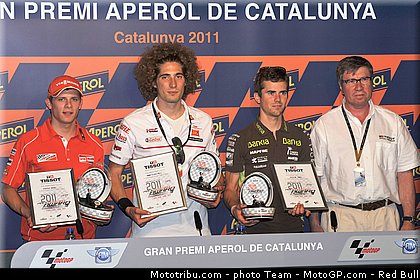 moto2_bradl_20_catalogne_montmelo_2011.jpg