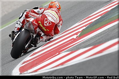 moto2_fores_4_catalogne_montmelo_2011.jpg