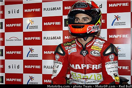 moto2_fores_7_catalogne_montmelo_2011.jpg