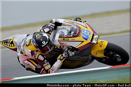 moto2_redding_01_catalogne_montmelo_2011.jpg