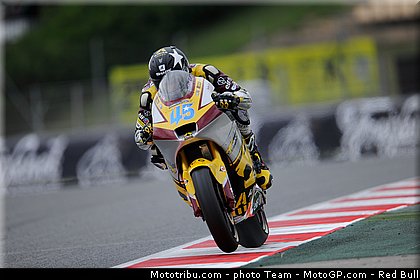 moto2_redding_05_catalogne_montmelo_2011.jpg
