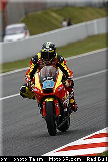 moto2_simeon_04_catalogne_montmelo_2011.jpg