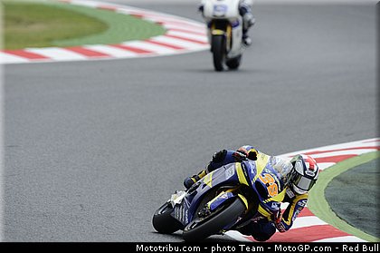 moto2_smith_13_catalogne_montmelo_2011.jpg