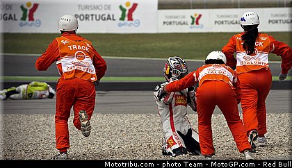 motogp_aoyama_14_catalogne_montmelo_2011.jpg