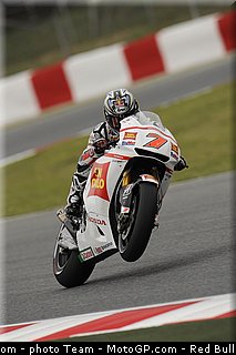 motogp_aoyama_17_catalogne_montmelo_2011.jpg