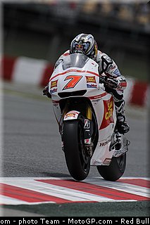 motogp_aoyama_23_catalogne_montmelo_2011.jpg