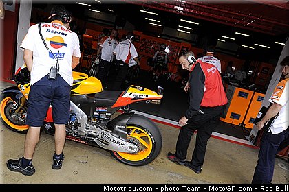 motogp_bridgestone_4_catalogne_montmelo_2011.jpg