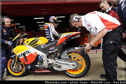 motogp_bridgestone_6_catalogne_montmelo_2011.jpg
