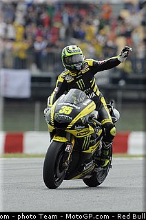 motogp_crutchlow_18_catalogne_montmelo_2011.jpg