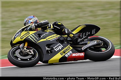 motogp_edwards_03_catalogne_montmelo_2011.jpg
