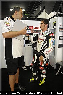 motogp_elias_12_catalogne_montmelo_2011.jpg