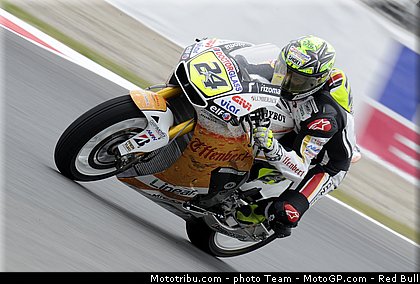 motogp_elias_17_catalogne_montmelo_2011.jpg