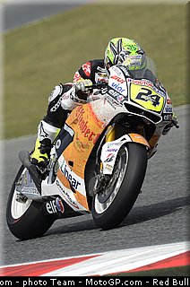 motogp_elias_25_catalogne_montmelo_2011.jpg