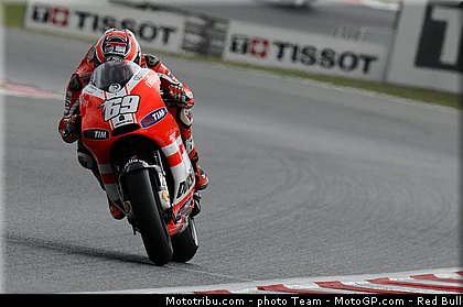 motogp_hayden_03_catalogne_montmelo_2011.jpg